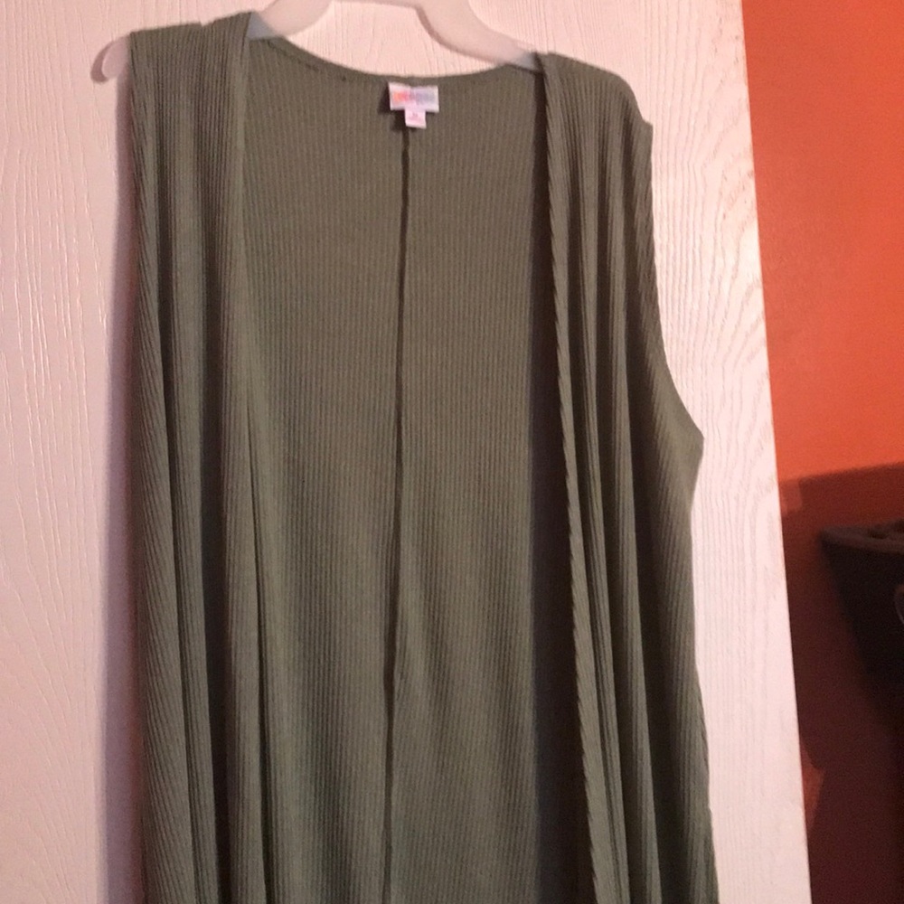 Gently used lularoe joy